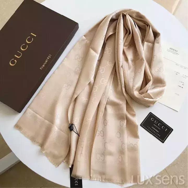 一千块可以买得到lv外套吗,一万一买的gucci包还能值多少钱