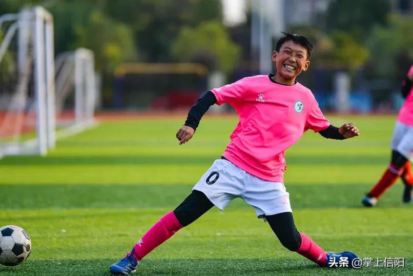 奔跑的少年足球场,信阳市奔跑吧少年篮球比赛