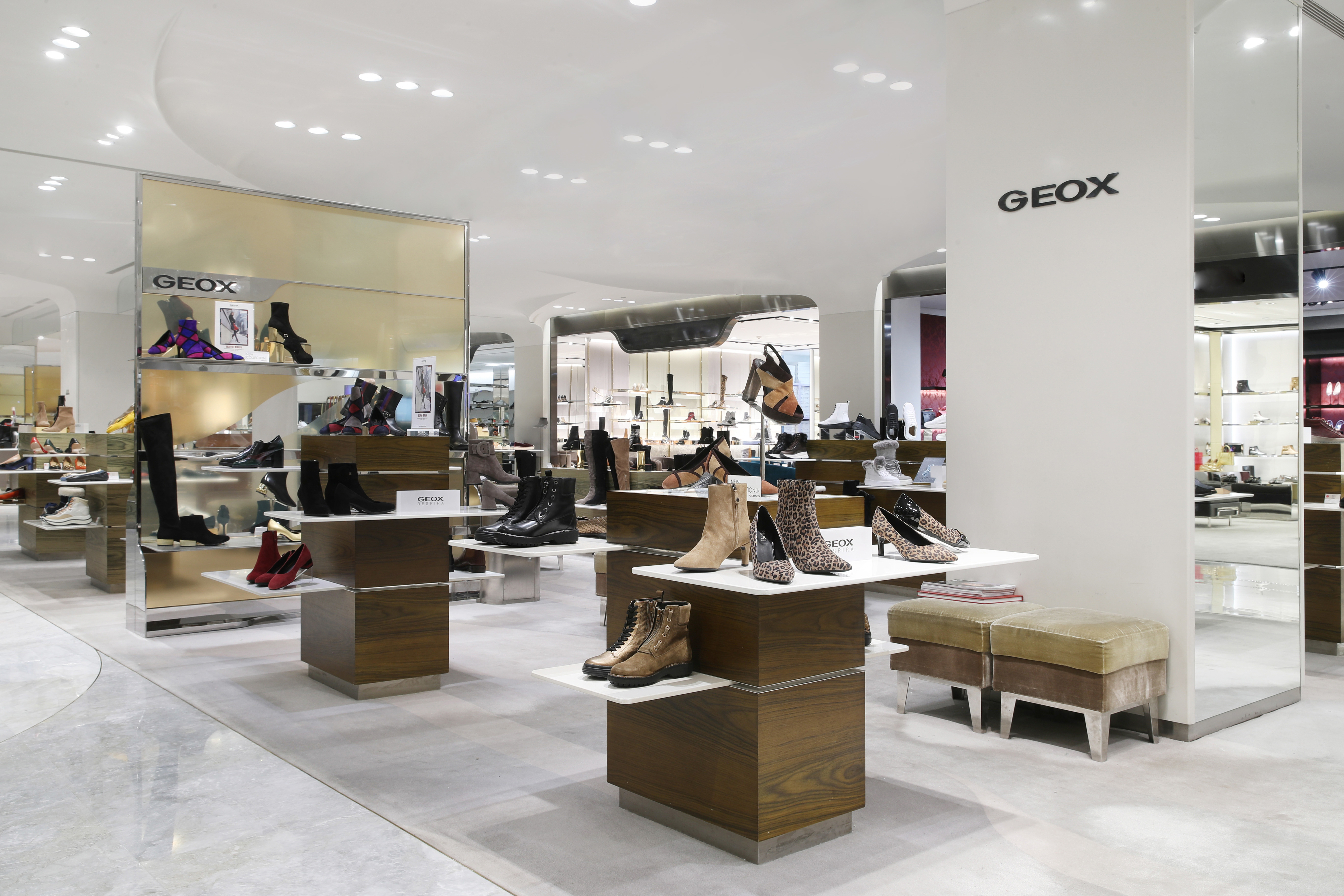 “每10个意大利人就有一个穿GEOX！”《华丽志》专访品牌创始人