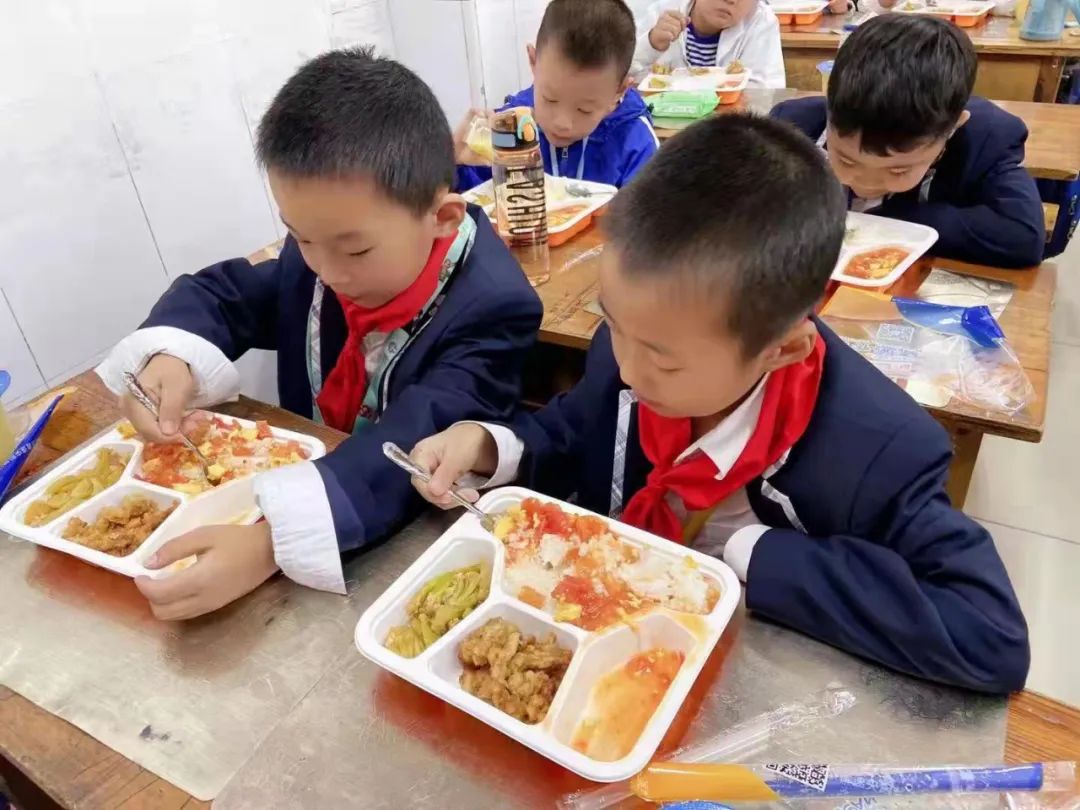 课后服务质量提升教师怎么做,课后服务提升学生核心素养