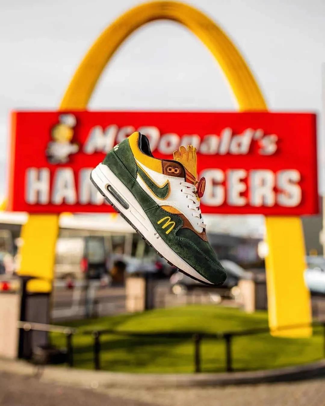 丧心病狂kfc竟然推出炸鸡味拖鞋,kfc鞋子