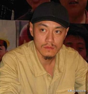 《侯海洋基层风云》中战斗的友谊:赵海和李酸酸串连