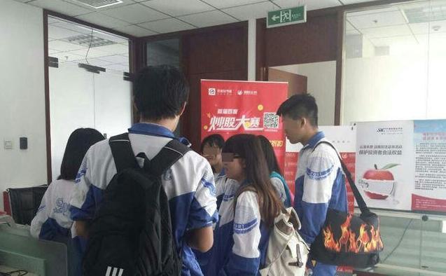 还记得高考结束后的情形吗,还记得高考完的第一天做了什么吗