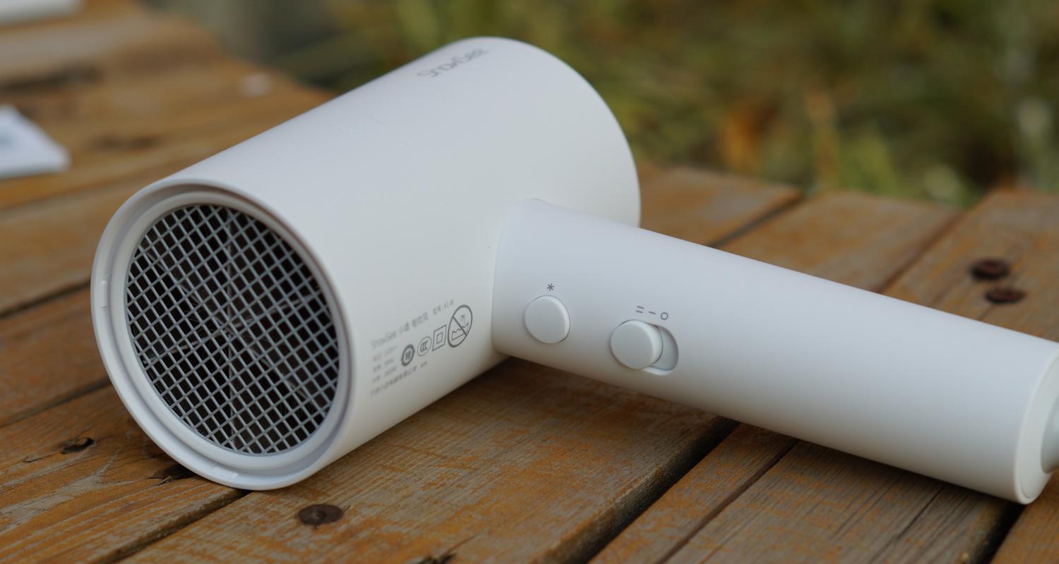 showsee小适吹风机拆解图,showseea18负离子吹风机