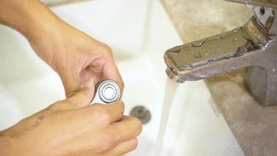 得过设计奖的便携式剃须刀 (红点奖剃须刀视频)