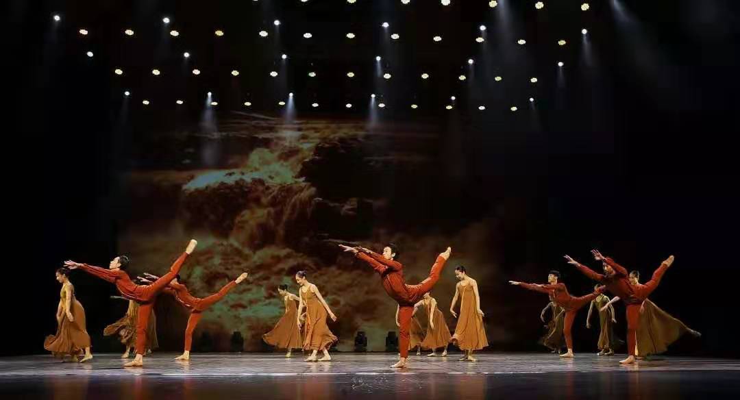 辽芭附中芭蕾舞在全国能排第一,辽芭附近芭蕾舞学校