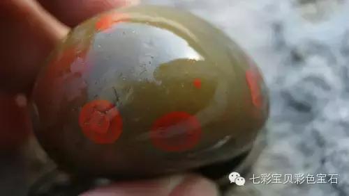 石英质玉和玛瑙玉髓的区别,什么是玉髓什么是优质玉髓