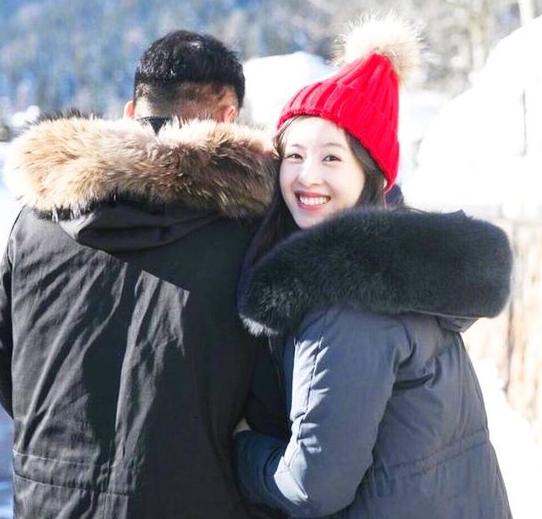 章泽天回怼网友奶茶妹妹发飙,章泽天奶茶妹回应