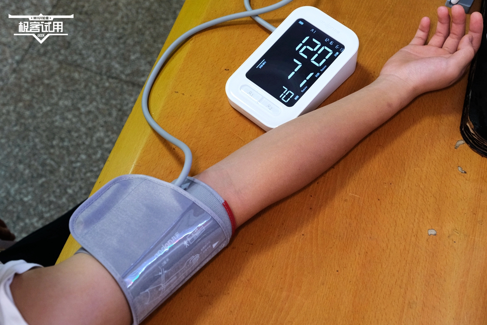 九安智能血压计使用方法,九安电子血压计效果怎样