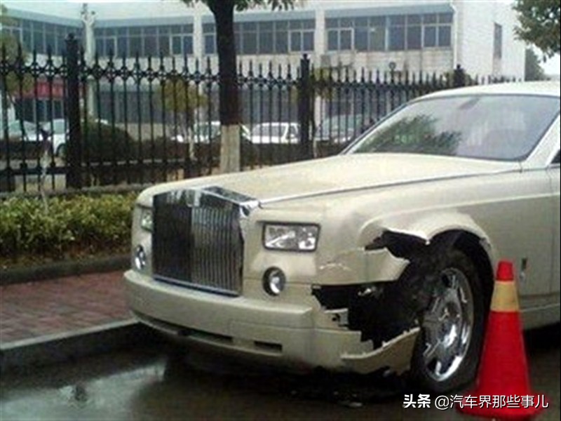 撞了豪车车险不够赔该咋办,普通人撞到豪车赔不起怎么办