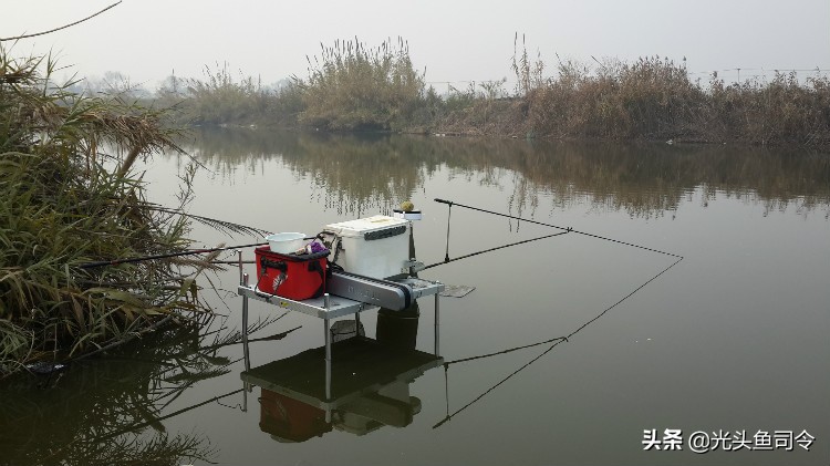 钓箱钓椅小钓台哪个更实用,野钓推荐钓箱钓椅