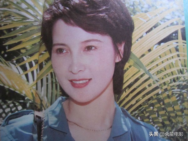 张伟欣年轻时照片,内地女演员张伟欣简介