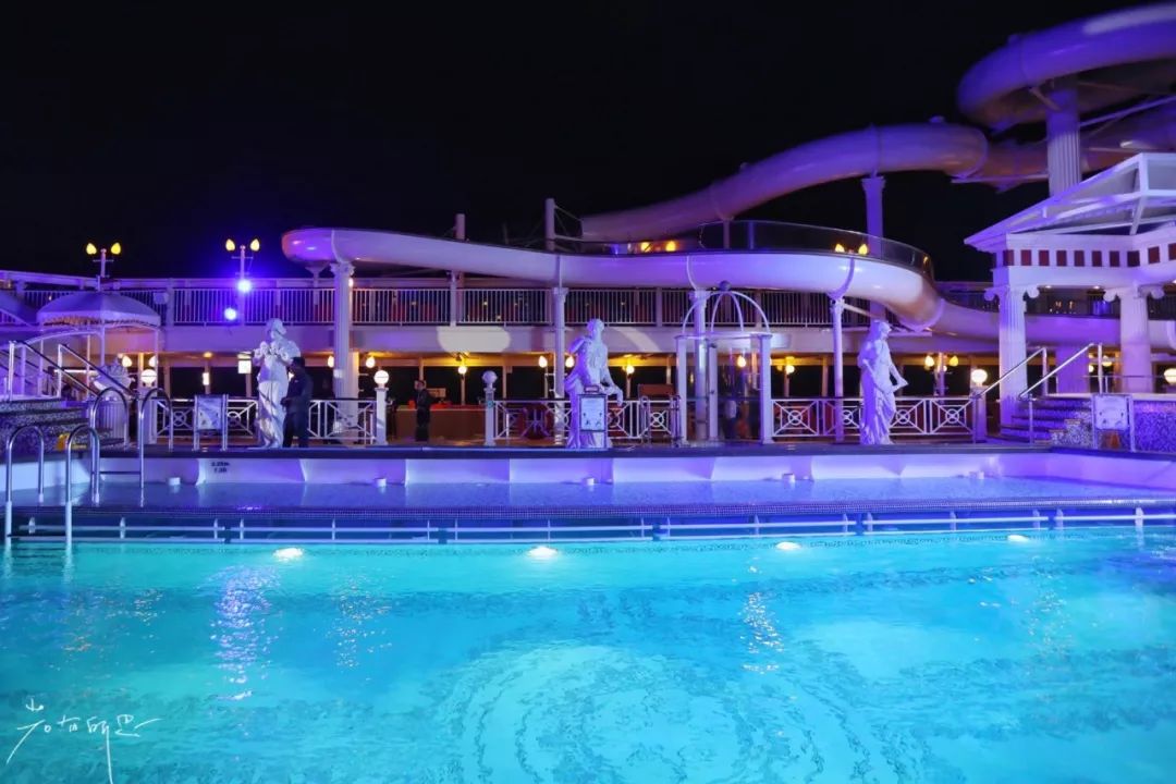 带着父母坐游轮到日本旅游,搭上邮轮去带着全家去旅行