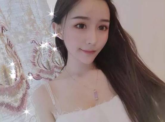 斗鱼女主播择偶标准看傻网友：500W买房都不够，至少5000W