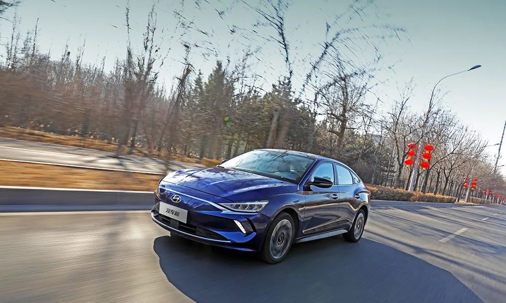 北京现代菲斯塔智享版,现代菲斯塔启动视频