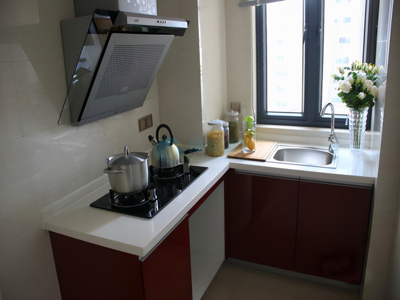 厨房漏水怎么办最快最有效,厨房下水道漏水慢怎么解决