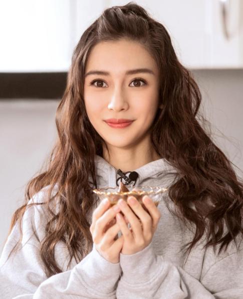 刘德华和杨颖拍电影对杨颖的评价,刘德华谈论杨颖演技