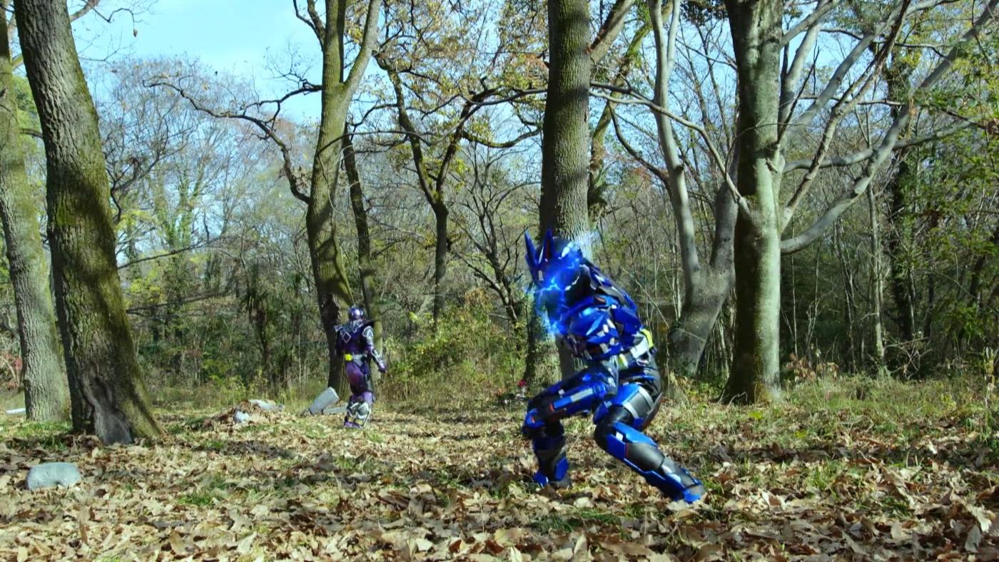 假面骑士零一外传：或人去了趟宇宙，哉亚总裁就搞偷袭，零一无敌