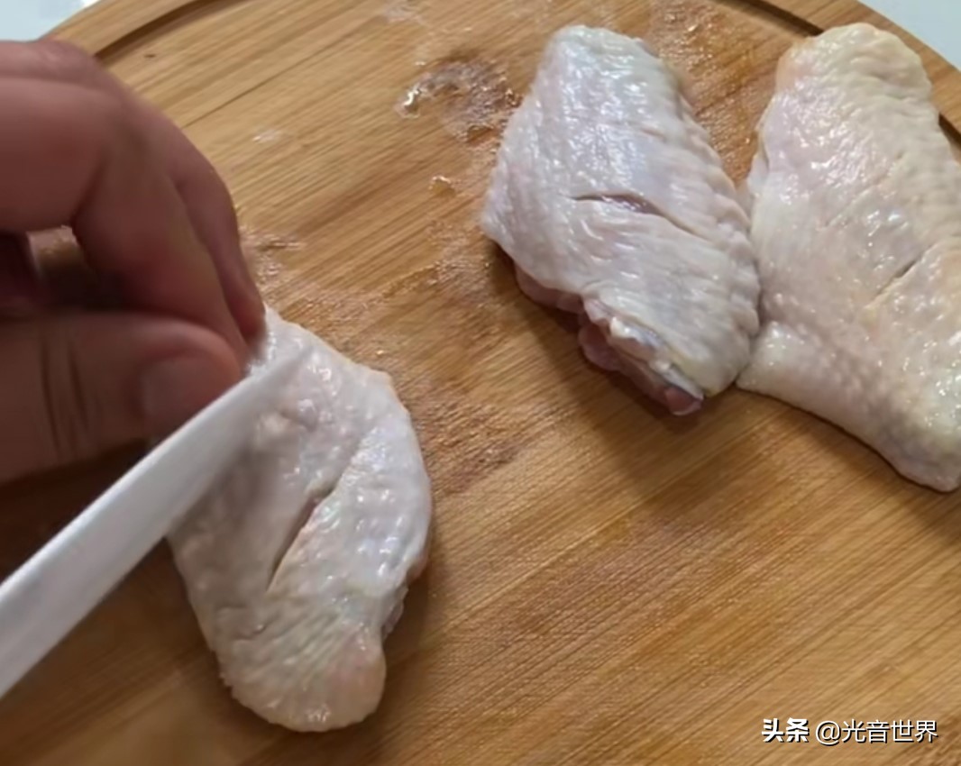 在家怎么腌制新奥尔良烤翅,不用烤箱做新奥尔良烤翅