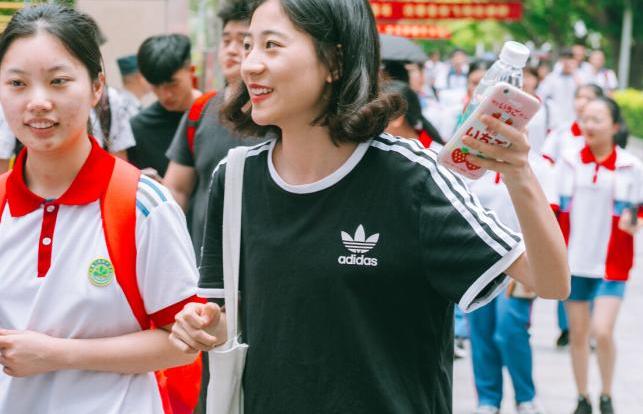 高考最新政策一本二本,高考新政策还分一本二本吗