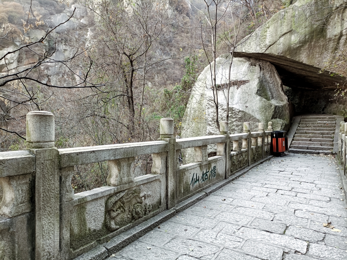 华山二日游登山攻略路线图,陕西自由行夜爬华山