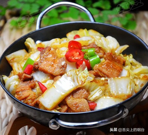 大白菜过油不会腻的做法,西瓜视频大白菜这么吃天天都不腻