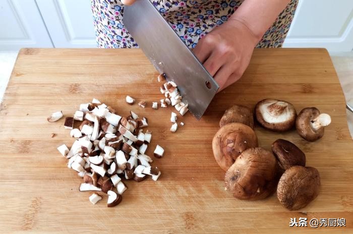 牛肉香菇酱不放生姜怎么做好吃,牛肉香菇酱怎么做好吃又简单