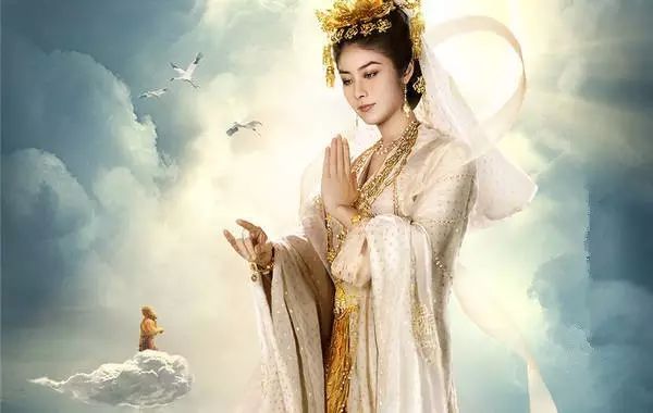 白素贞真实实力跟孙悟空不分高低,白素贞在天庭实力