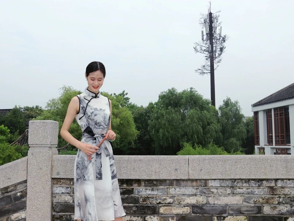 桑蚕丝女装保养小技巧,桑蚕丝衣服洗涤保养