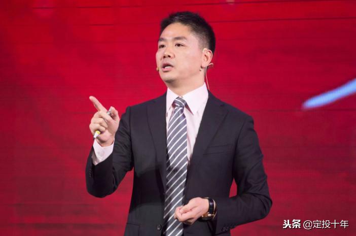 大佬不为人知的另一面：马云痛哭，王健林堵行长门、王兴九败一胜