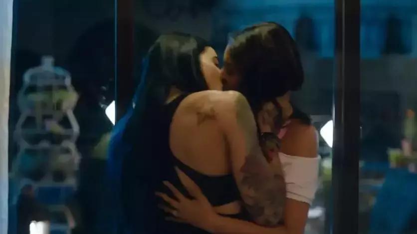 大尺度、双性恋、争女权，这部印度版的《淑女的品格》你会看吗？