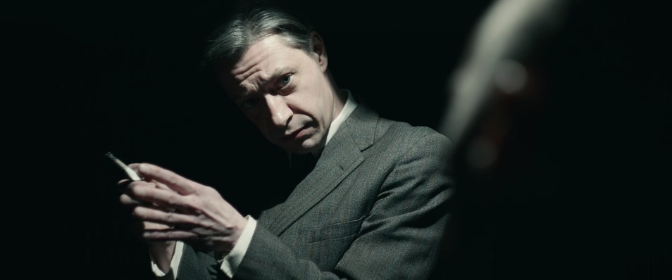 推荐电影《信使》，卷福为这出间谍兄弟情做了太大牺牲