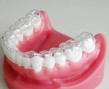 40岁戴牙套可以矫正牙齿吗,哪种牙套矫正牙齿效果最好