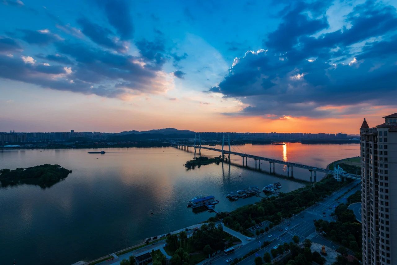 初中人教版八年级上册语文文言文,八年级上册语文古诗与文言文精讲