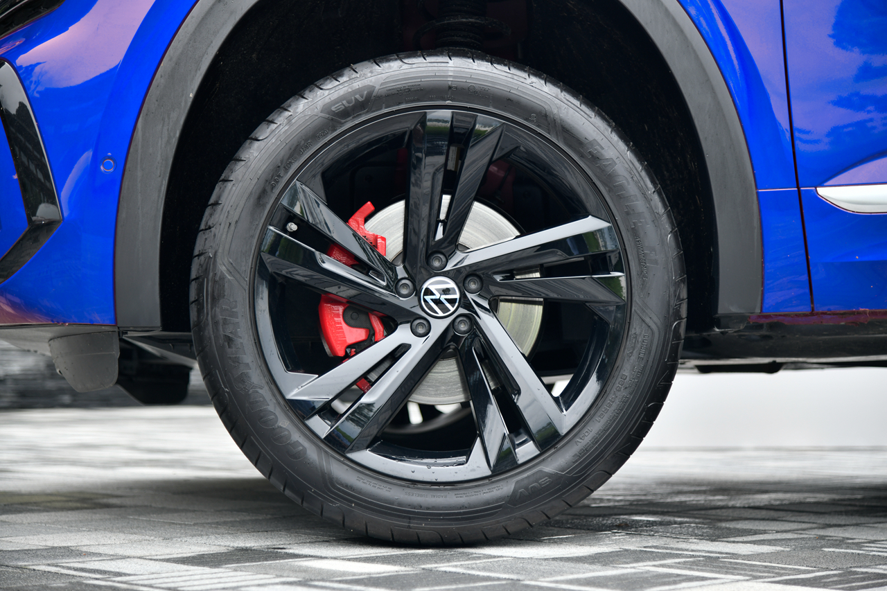 试驾｜全新途昂家族内饰终于改变，给躺平青年打个样儿