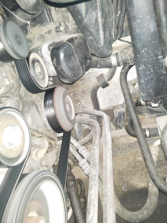 宝马x1空调漏氟怎么办,宝马x1空调漏雪种