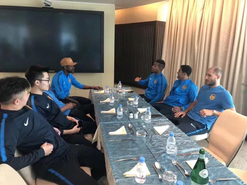 多哈日记｜苏宁易购队今日将迎多哈首训训练基地国足同款