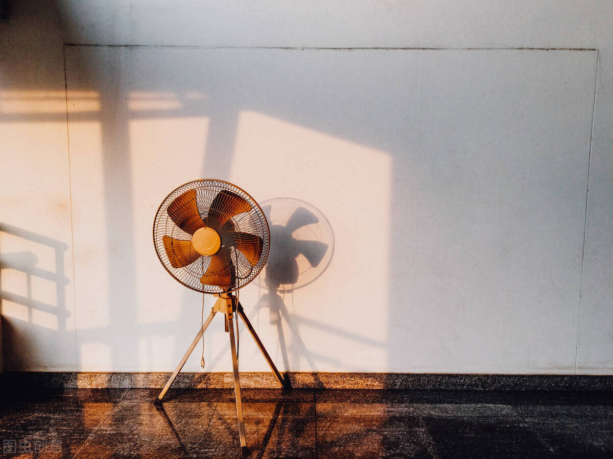 风扇油污怎么清洗小妙招,如何清洗风扇上的油垢