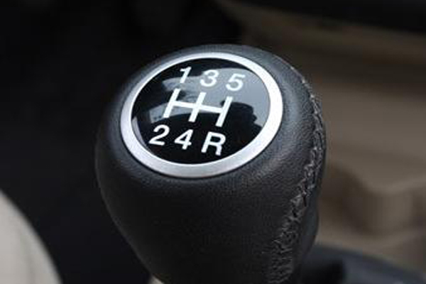 手动挡车省油绝招100招,手动挡汽车省油技巧