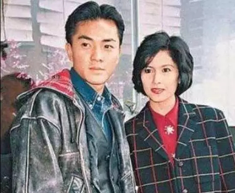 郑伊健的舞台,沉迷游戏郑伊健