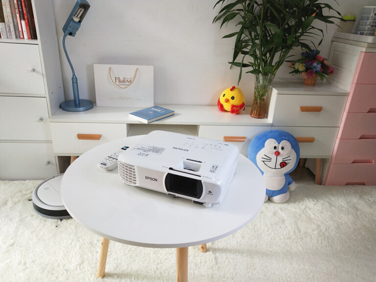 爱普生tw650对比tw5700tx,爱普生投影仪ch-tw650怎么调大小