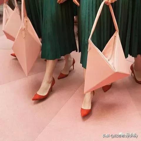 今年热卖包包,2020年最火爆的包包推荐