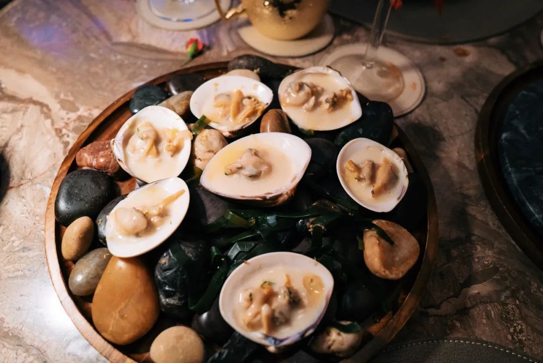 200元住总统套房,200块住酒店吃大餐