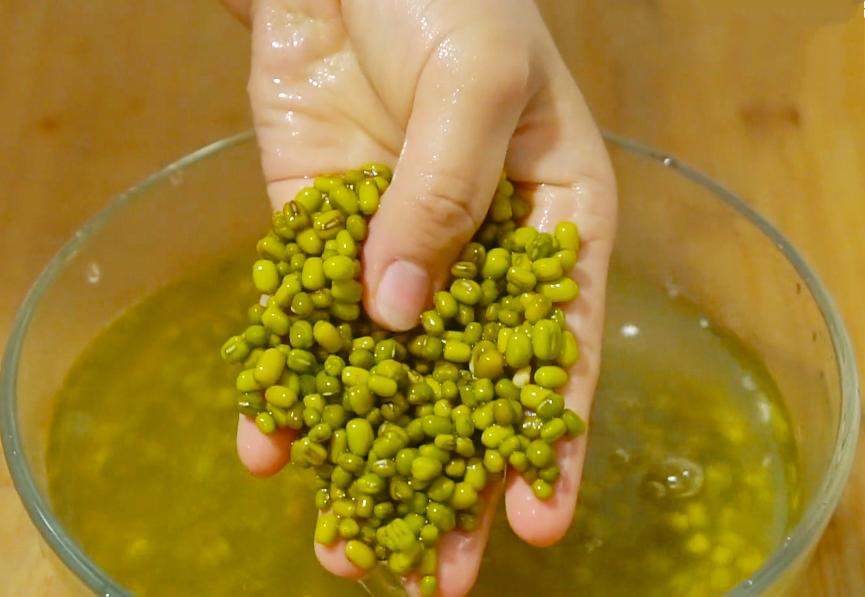 家里如何做绿豆糕,家庭做绿豆糕