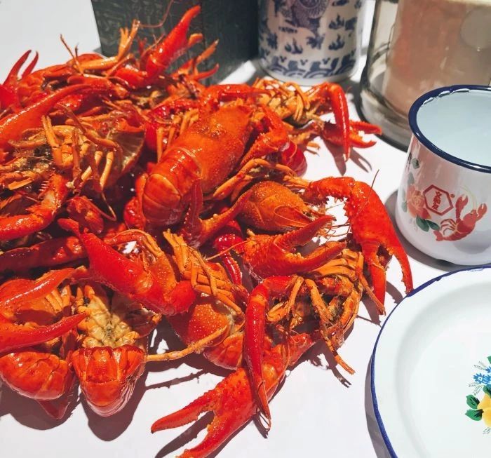 南宁美食推荐必吃龙虾,南宁最好吃的五香龙虾