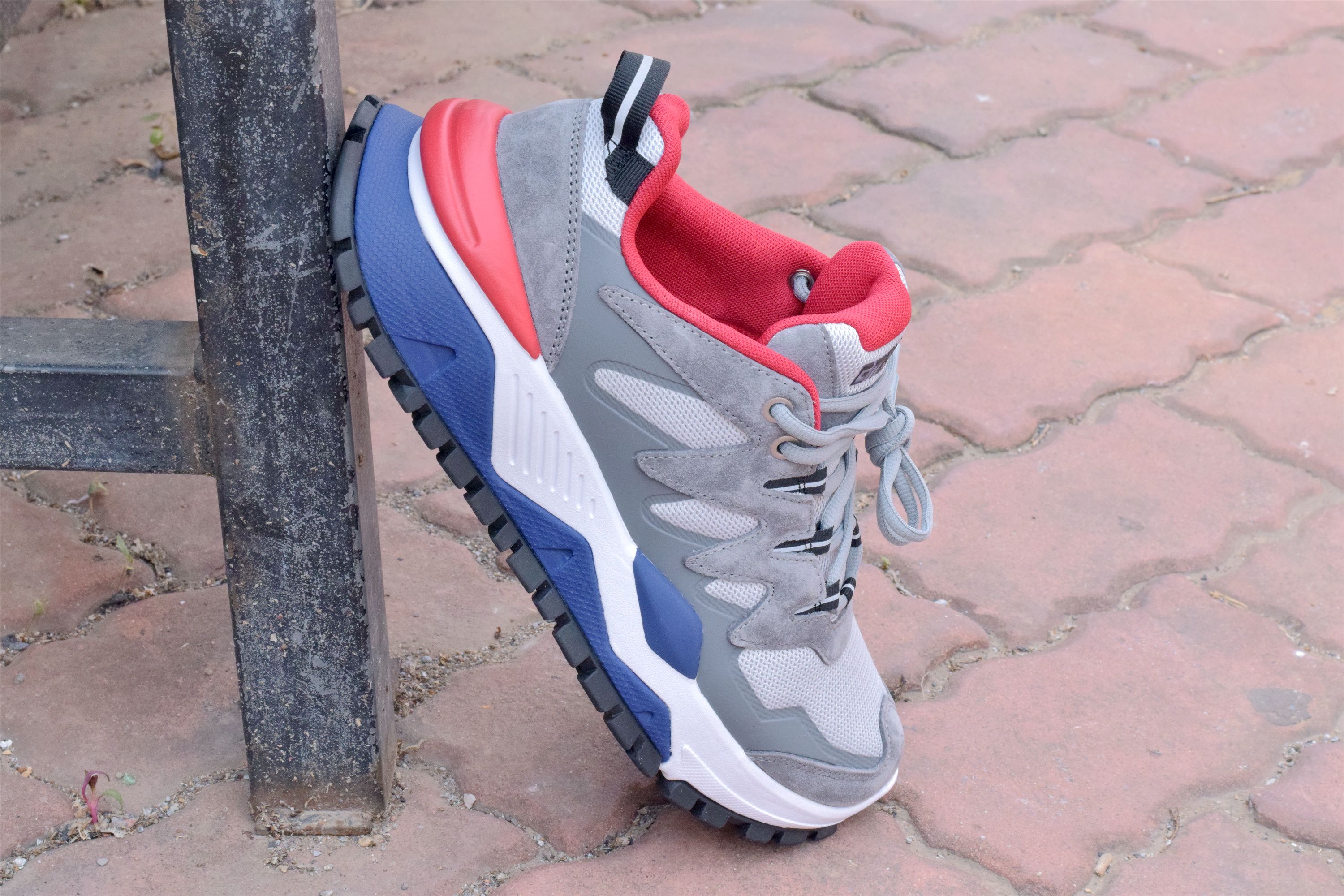 耐克阿迪达斯和小米哪个好,nikeadidas哪些掉价了