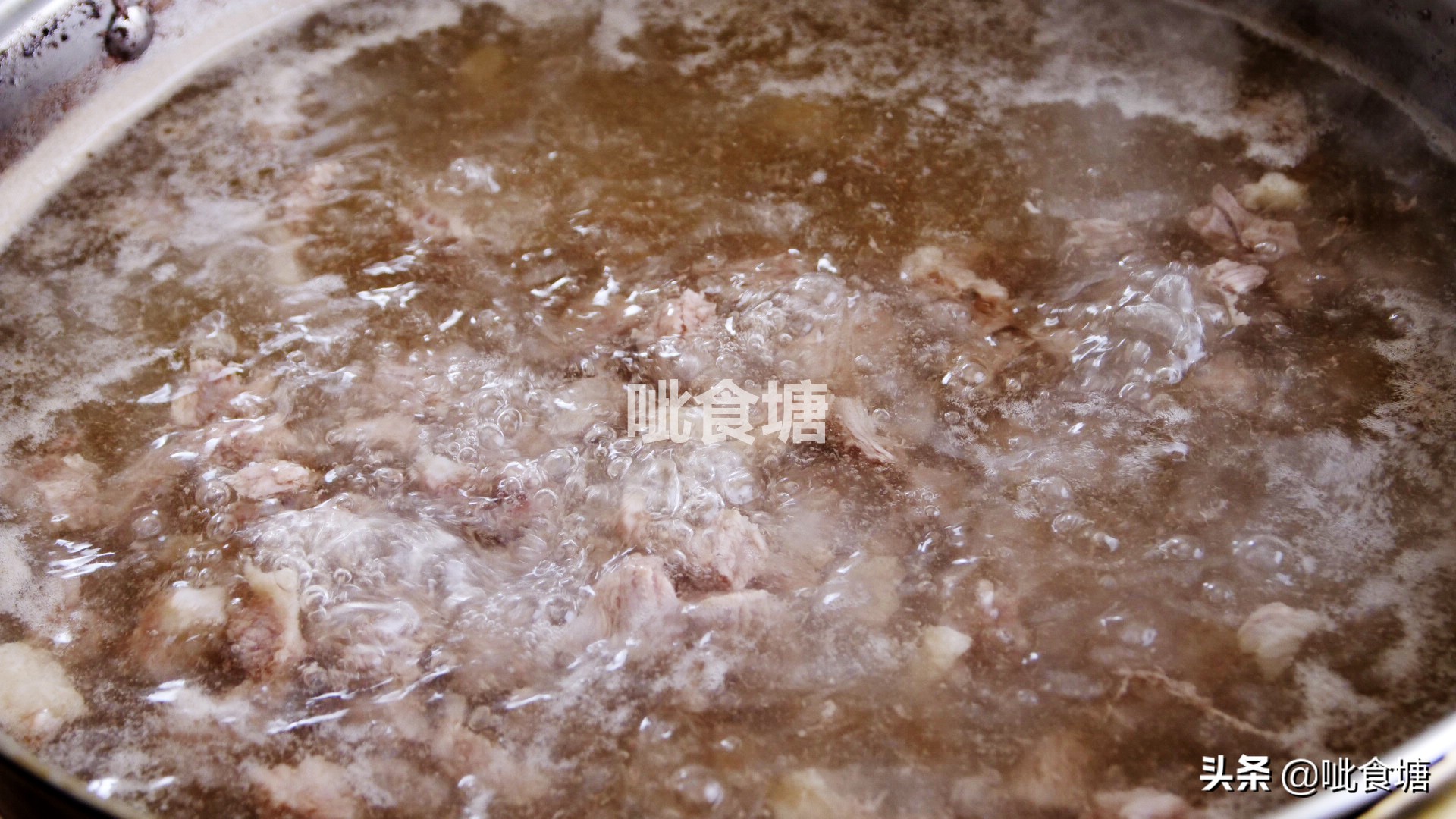 最好吃的香菇牛肉酱健康不油腻,自己做牛肉酱香菇