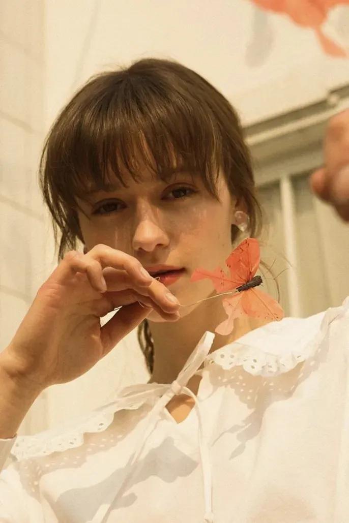 古力娜扎深v蓝色礼服和鞠婧祎,娜扎和鞠婧祎