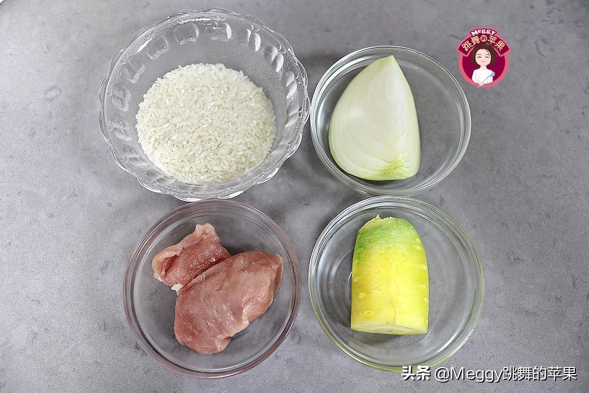 剩米饭秒变新鲜饭做法,生米做懒人焖饭