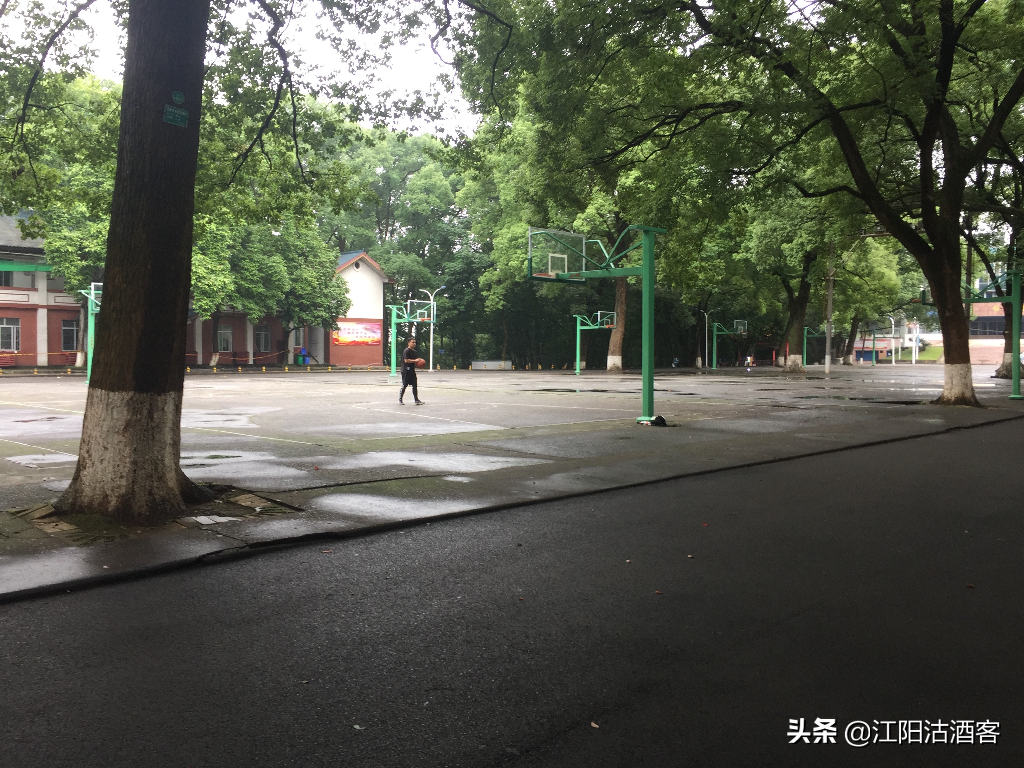 泸州江阳职高学校介绍,泸州江阳职高是民办吗